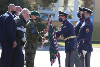 The colours received by the battalion commander, LTC Petr Manda