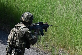 Z červnového výcviku vojáků čety ochrany 141. zásobovacího praporu 