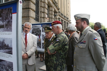 Výstava Karpatská kalvárie 1944 připomíná těžké boje na Dukle 