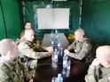  Po dokladu zbylo oběma velitelům trochu času na neformální setkání