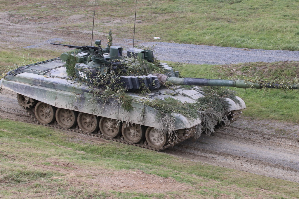 Modernizovaný tank T-72M4 CZ je bojové pancéřované pásové obrněné vozidlo s vysokou manévrovací schopností v terénu 