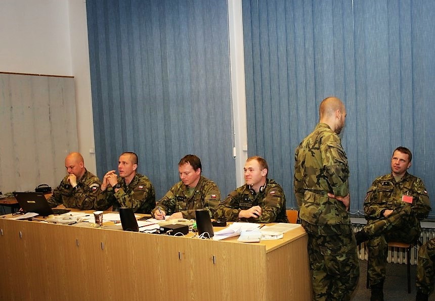  Příprava cvičících na briefing 