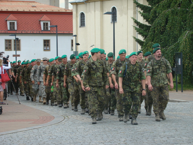  Pochod přes Klimkovice