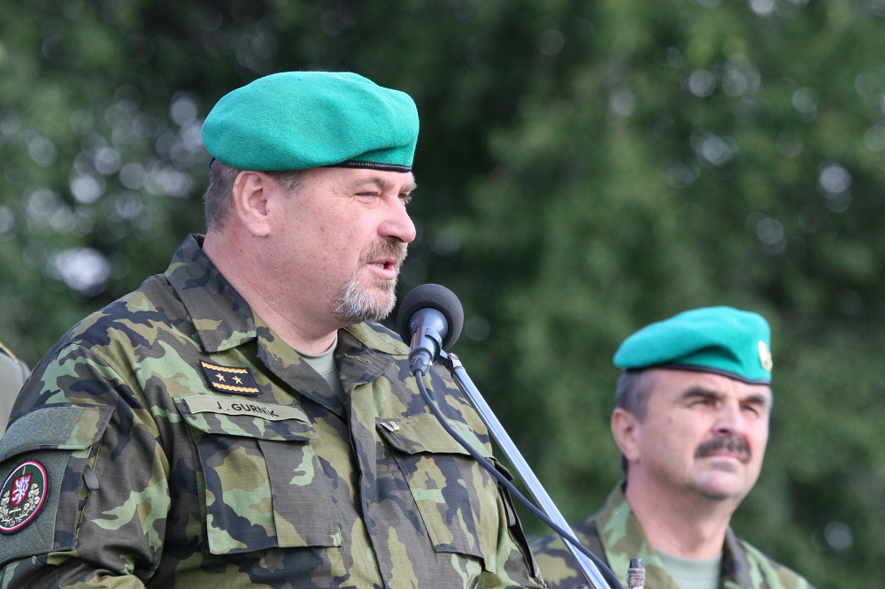 Dosavadní velitel Pozemních sil AČR generálmajor Ján Gurník