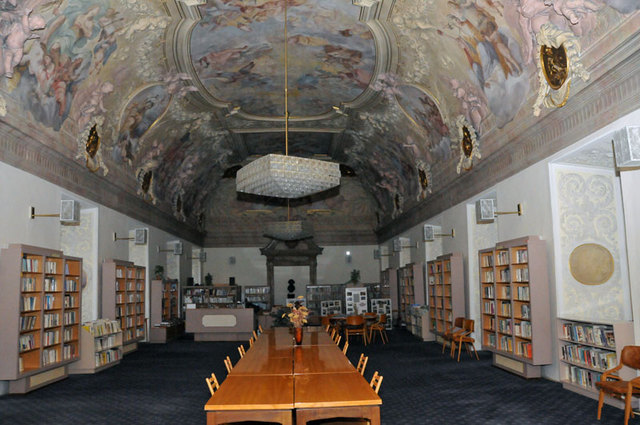 Zdejší knihovnou se nechali inspirovat i tvůrci knihoven ve známém Strahovském klášteře v Praze