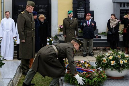 Generál Bečvář zavzpomínal na generála Bočka, který před 65 lety zemřel ve vězení