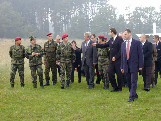 4.10.2001 předseda vlády Miloš Zeman Hamry