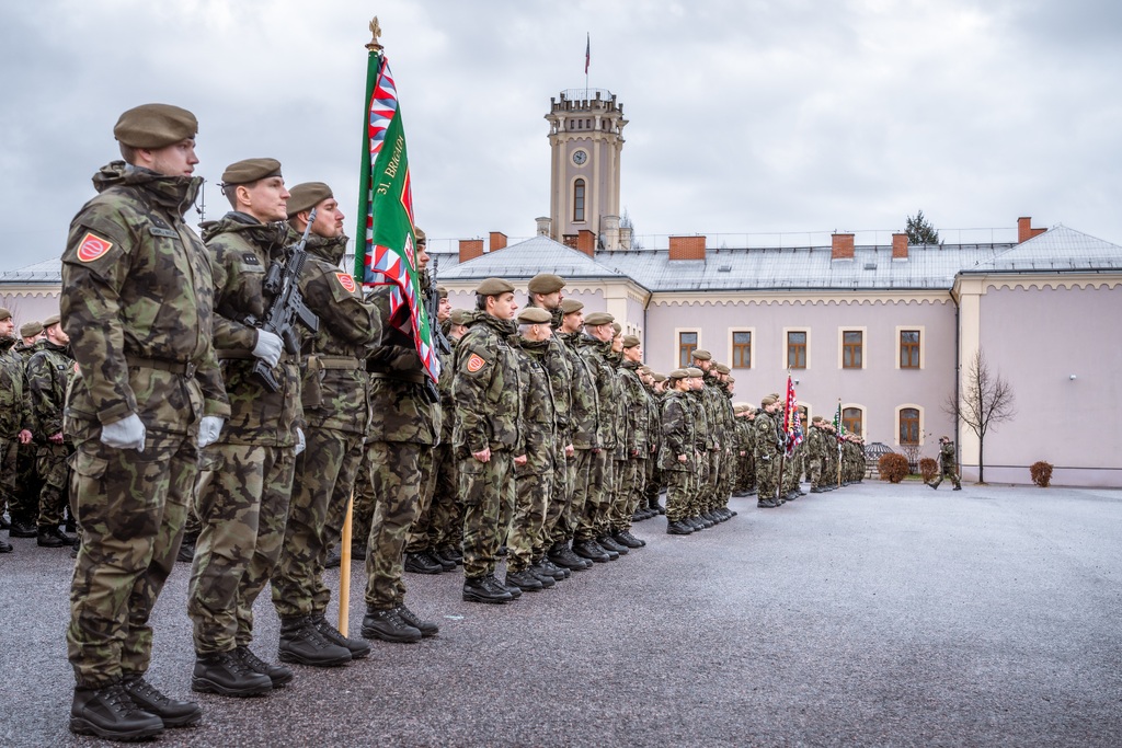 Slavnostní nástup 31. pluku