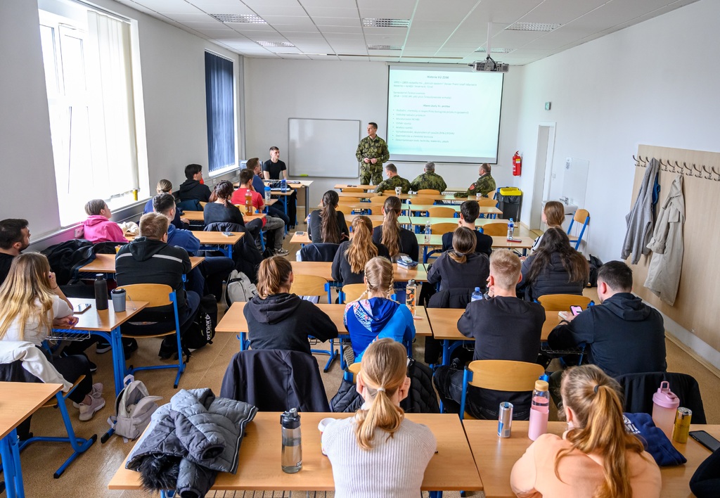 Úvodní seznámení studentů o činnosti 31. prchbo