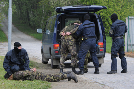 Vyškovští představili nejnáročnější kurz pro ty, co mohou padnout do zajetí 