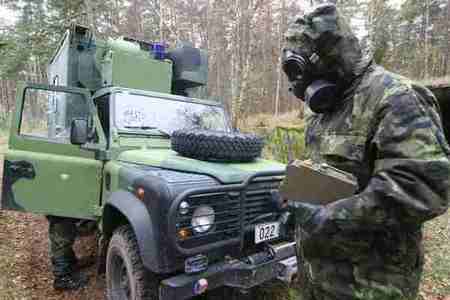 Čeští chemici prohledávali bunkr v Polsku