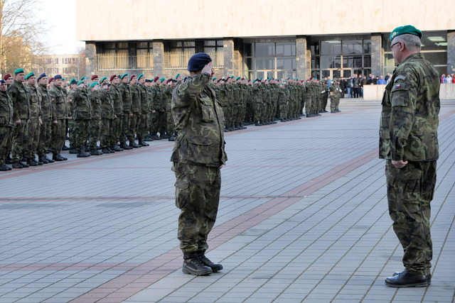   Z nástupu VeV-VA ke Dni vstupu ČR do NATO