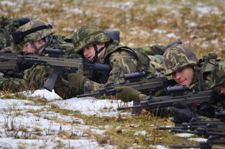 Aktivní záloha: Noví příslušníci dokončili základní výcvik a složili vojenskou přísahu