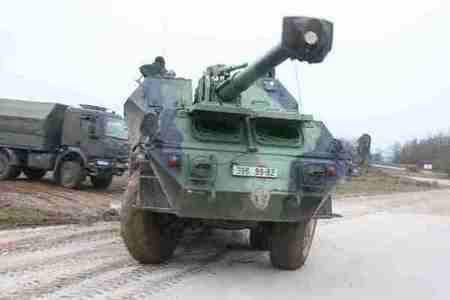 Cvičení Saber Junction II: Baterie 13. dělostřelecké brigády poskytovala palebnou podporu