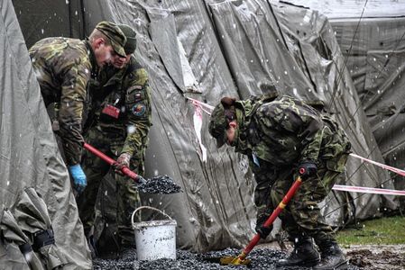  Spojovací rota velitelství 7. mb zabezpečuje chod hlavního místa velení
