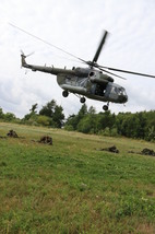 Čas výsadku je rozhodující pro minimalizaci zranitelnosti vrtulníku na zemi