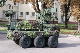 The equipment on display included the UGV-Pz unmanned ground vehicle – reconnaissance 