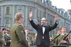 Šéfdirigent podplukovník Jaroslav Šíp s Ústřední hudbou AČR v Liberci