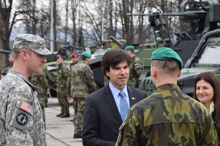 Hranická brigáda hostila velvyslance USA a vojenského přidělence SRN