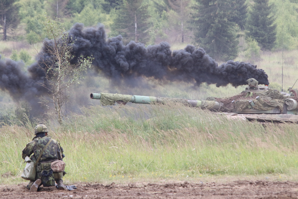 Naše lehká pěchota bojuje s takovou technikou