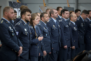 Ve Kbelích se uzavřela éra legendárních vrtulníků Mi-8
