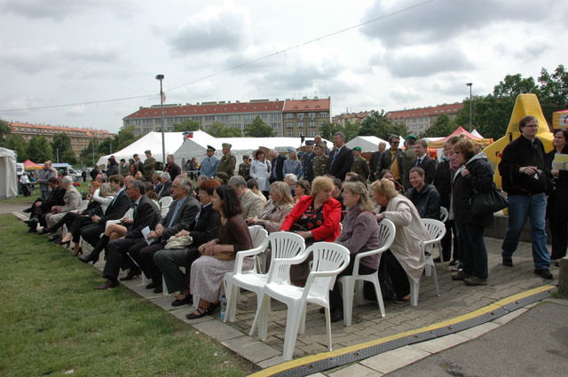 Hosté zahájení Bambiriády