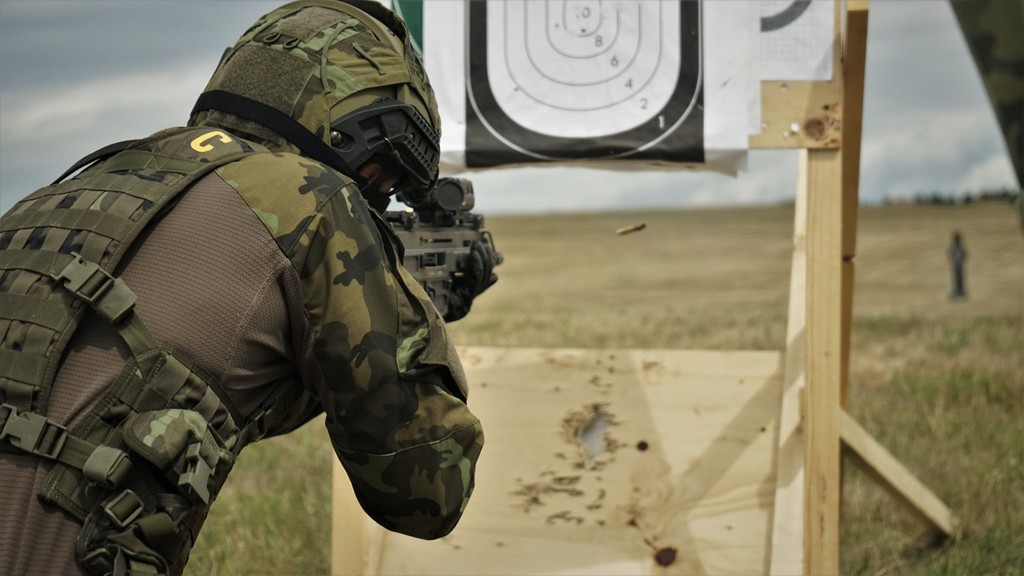 A také střelecká příprava jednotlivců