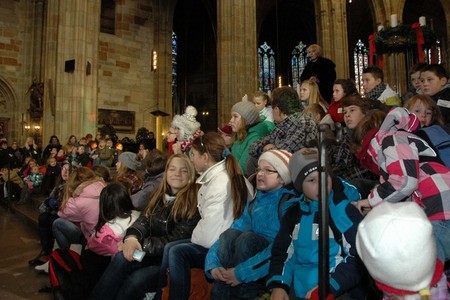 Bohoslužby pro Stonožku se zúčastnili také vojáci