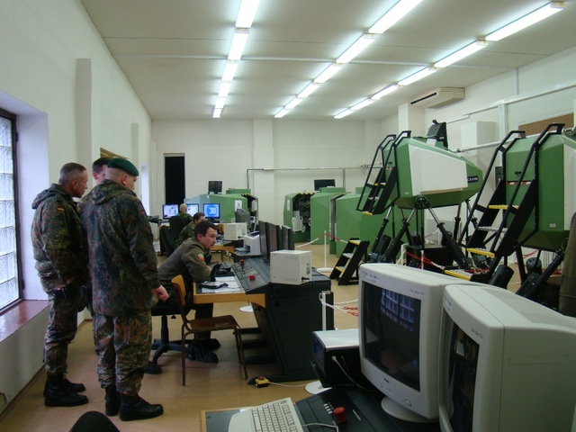 Se zájmem si hosté prohlédli trenažérovou učebnu v Přáslavicích