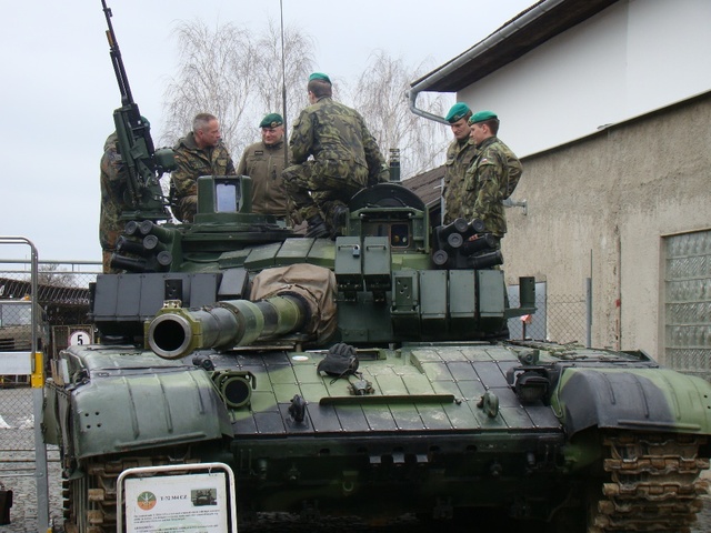 Nemenší zájem vzbudil i modernizovaný tank T-72