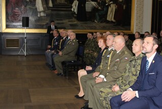  Udělení čestného názvu pěší rotě AZ KVV HMP 