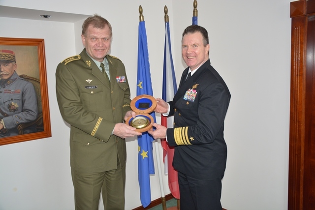 Armádní generál Josef Bečvář s admirálem Kilrainem