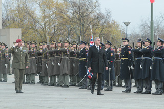 Minister of Defence Lubomir Metnar paying tribute to soldiers standing in line