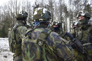 Předávání úkolů velitelem družstva