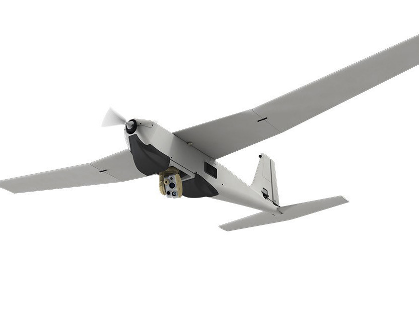 Bezpilotní Puma RQ-20AE má maximální operační dolet 20 km, váží 7 kg, rozpětí křídel 2,8 m, a vydrží 2 h ve vzduchu.
