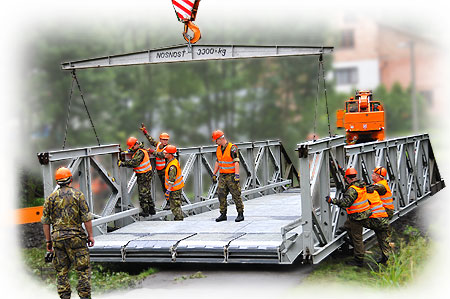 Jak se stavějí provizorní mosty