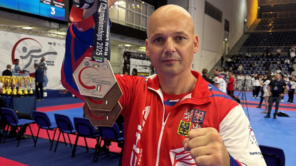 Další úspěch na mistrovství světa v taekwondo: Rekrutér Jeřábek přivezl z Itálie tři medaile