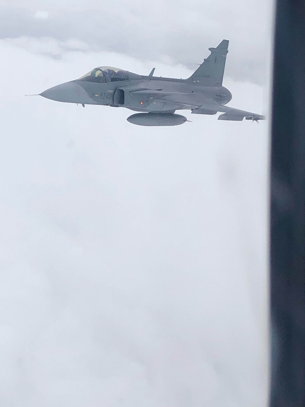 Piloti Gripenů cvičili tankování za letu v rámci Dnů NATO 2022