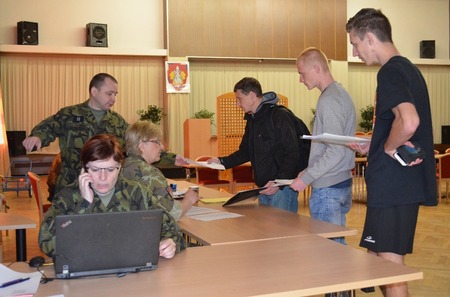  Každý musí absolvovat nezbytné registrační vstupní kolečko