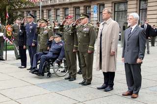 Pietní akt u Památníku čs. zahraničních vojáků, účastníků 2. světové války