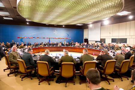 Náčelníci generálních štábů se sešli před summitem NATO 