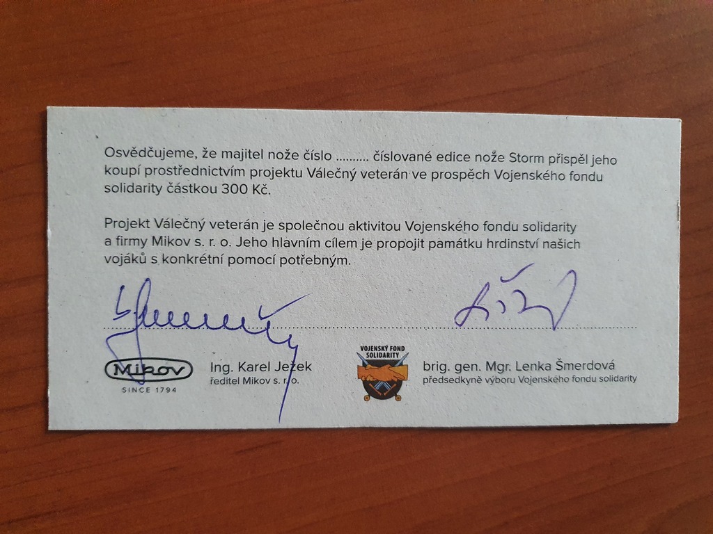 Certifikát vydaný k číslované edici nože