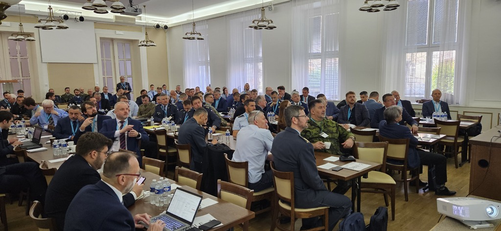 Budoucnost protivzdušné obrany doma i v NATO rezonovala na Univerzitě obrany v Brně