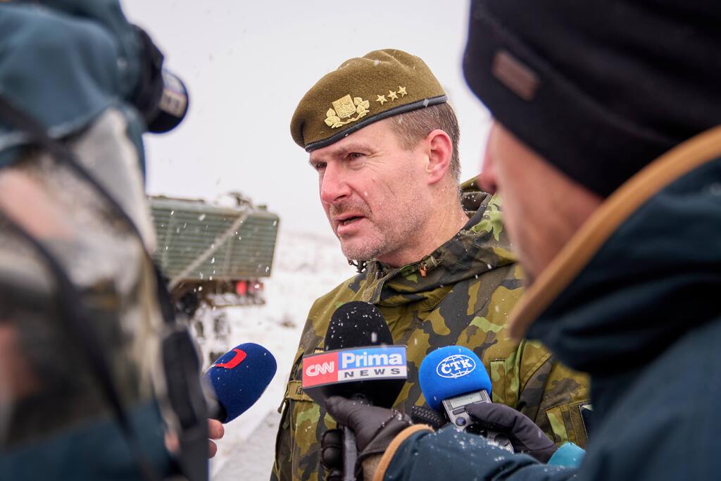 Na Doupově poprvé cvičí Leopardy