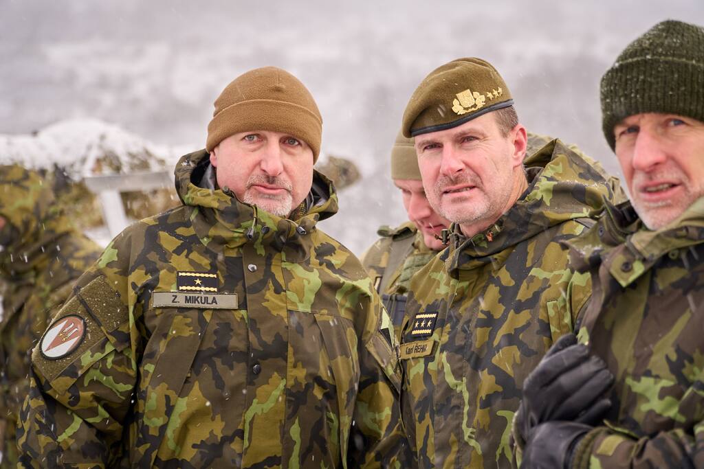 Na Doupově poprvé cvičí Leopardy