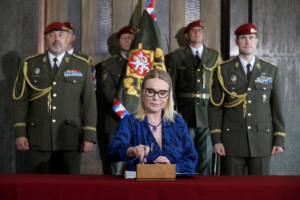 Vojáci slaví Den ozbrojených sil, šéfové Armády ČR a Vojenské policie předali funkce nástupcům