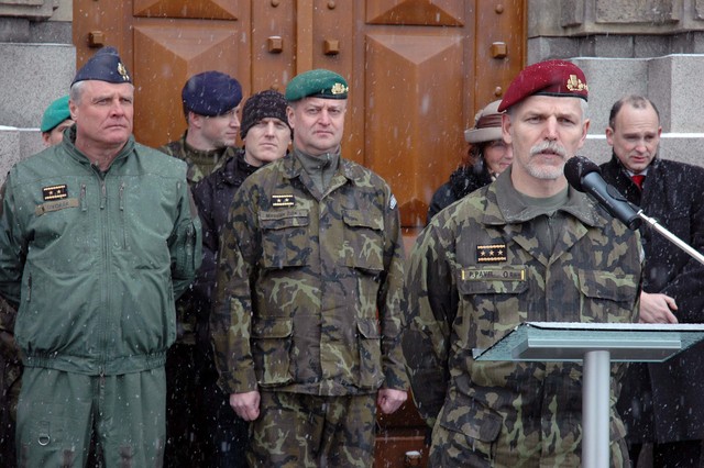 Náčelník Generálníhoš štábu AČR generálporučík Petr Pavel