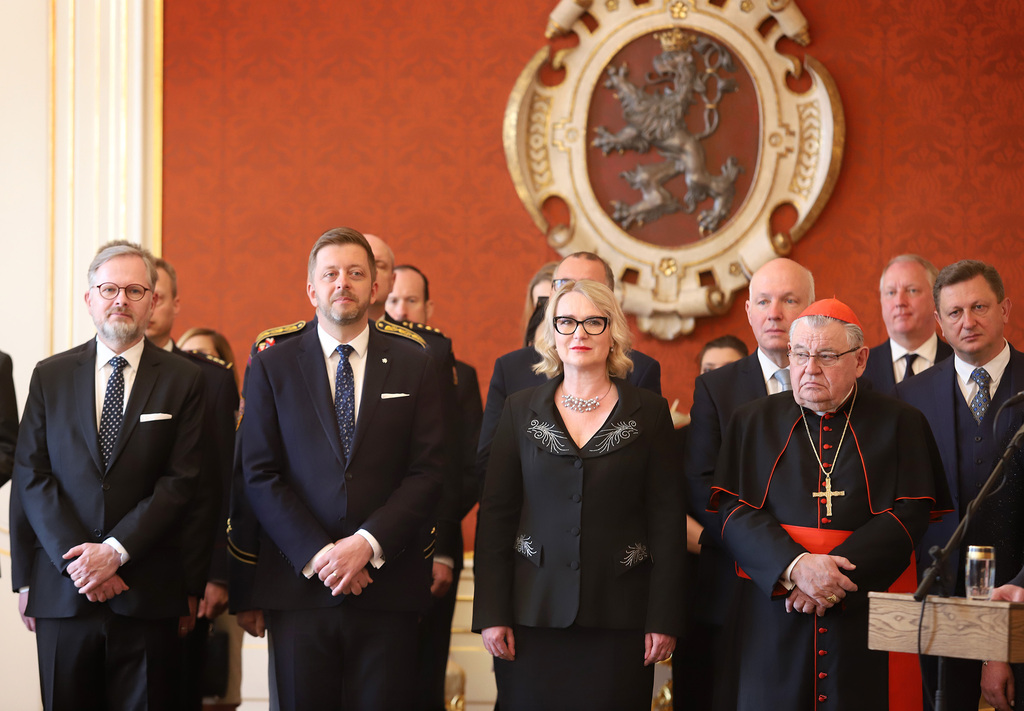 U příležitosti Dne vítězství dnes prezident republiky Petr Pavel jmenoval tři nové brigádní generály Armády ČR. Čtyři generály – včetně náčelníka Generálního štábu AČR – pak povýšil do vyšší hodnosti. 