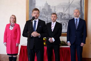 Prezident republiky jmenoval dva nové generály, tři povýšil do vyšší generálské hodnosti