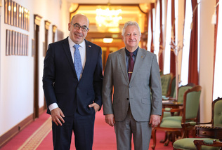 Ilustrační obrázek ke článkuMinistr obrany jednal s velvyslanci